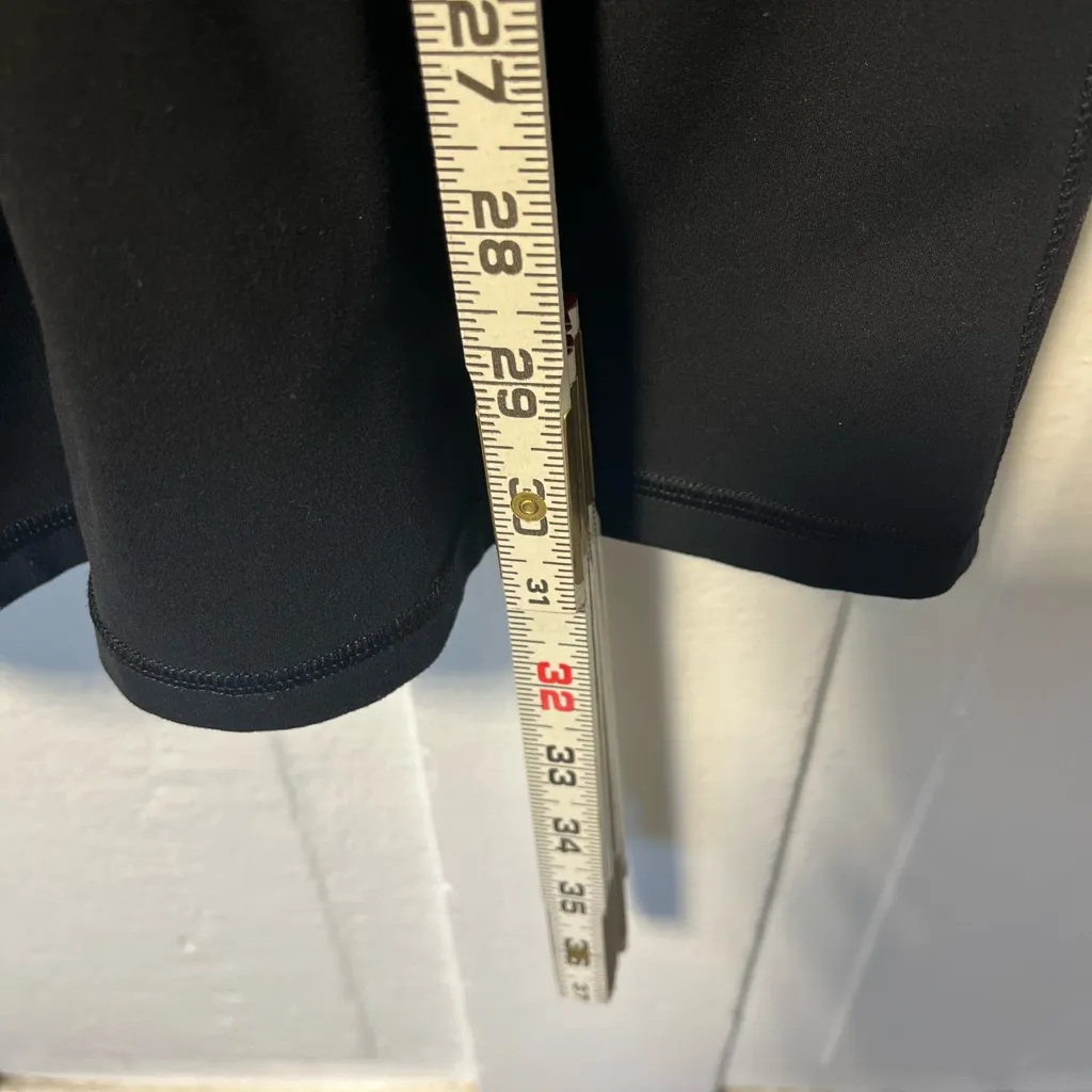 Athleta Salutation Stash pocket black Flare leggings size XS - Image 10