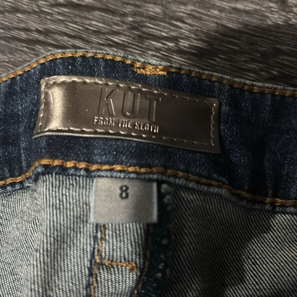 Kut from the kloth stevie straight leg size 8 - Image 3