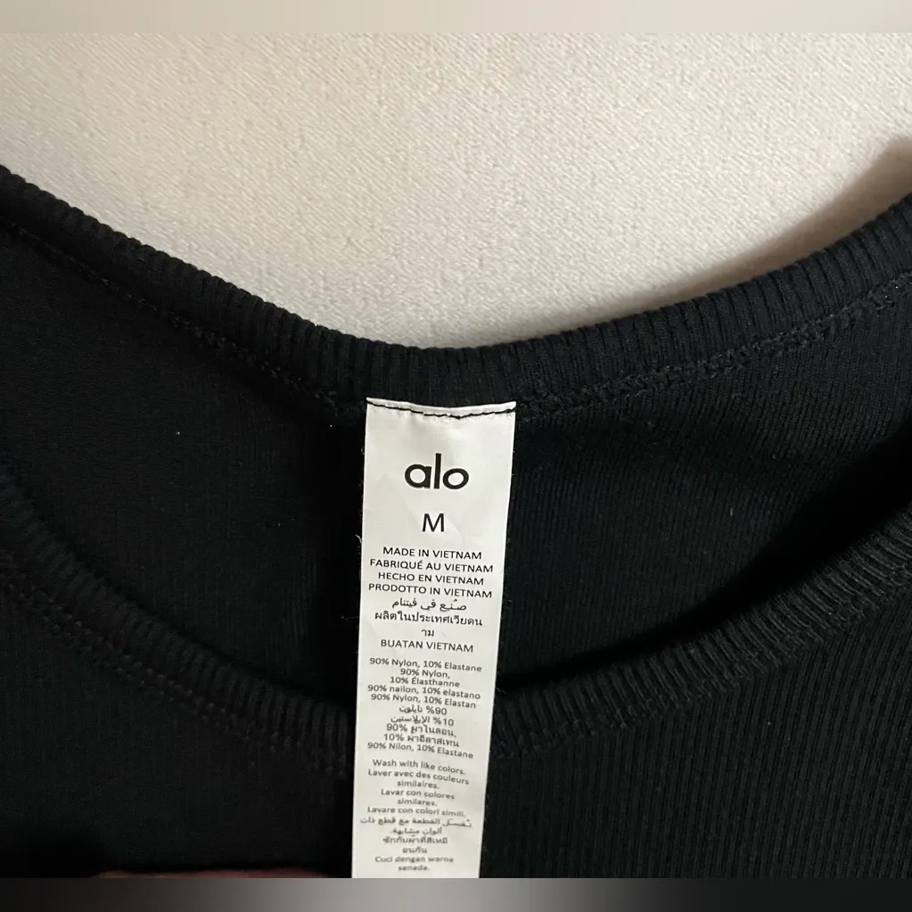 Alo Yoga NWT Goddess Ribbed Short Sleeve dress Black Size M - Image 6