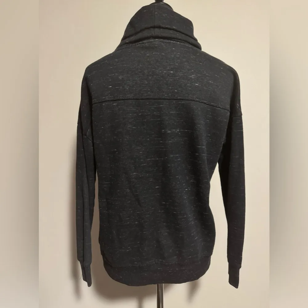 EUC J. America Black & White History in the Groove pullover size medium - Image 2