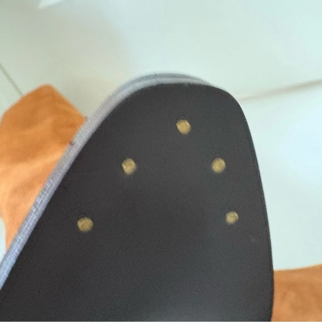 Vintage Foundry Brown Suede Knee - Image 7