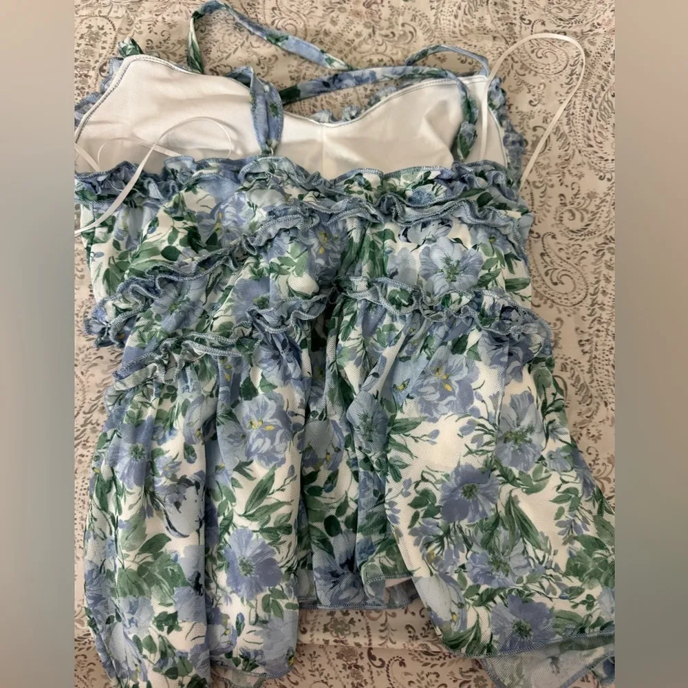 Blue and green flower print top new worn once - Image 4