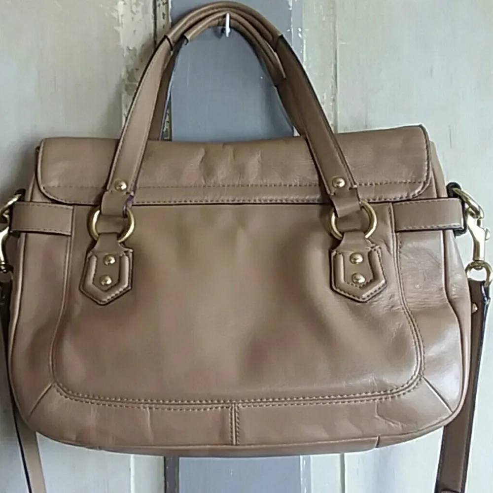 Coach  Hand/Shoulder bag Tan - Image 6