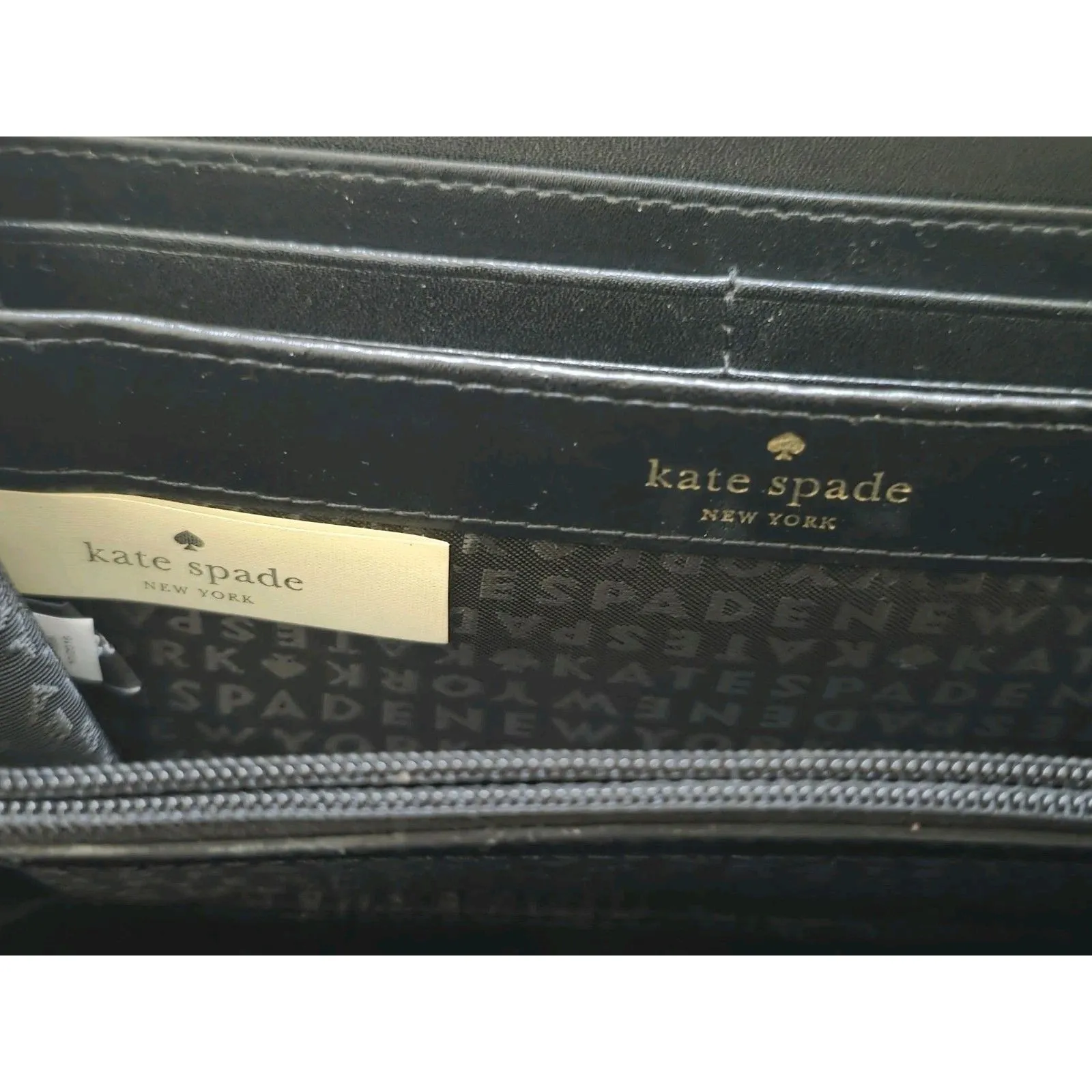 Kate Spade New York Wallet Black Pebble Leather Clamshell Zip Around Card Holder - Image 5