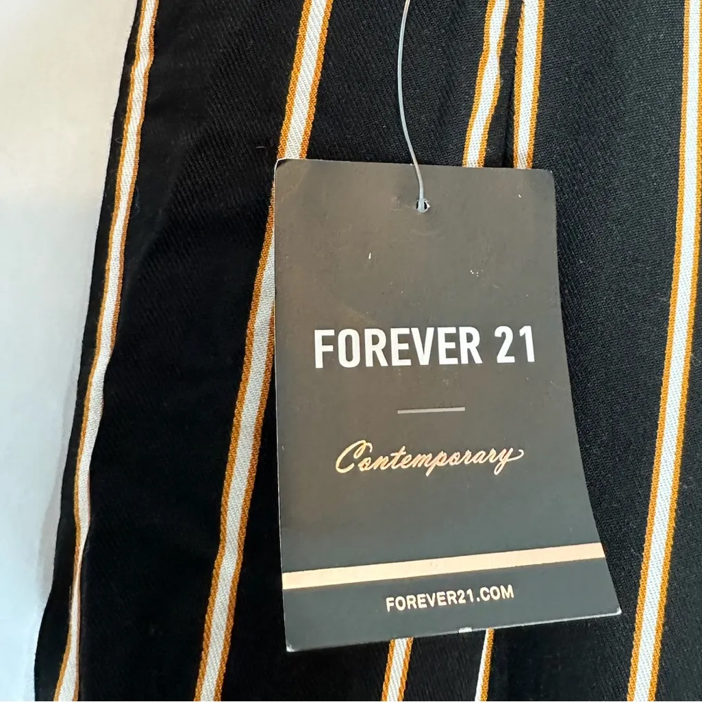 Forever 21 Contemporary Black Striped Wide Leg Tie Waist Ankle Pants Size Large - Image 4