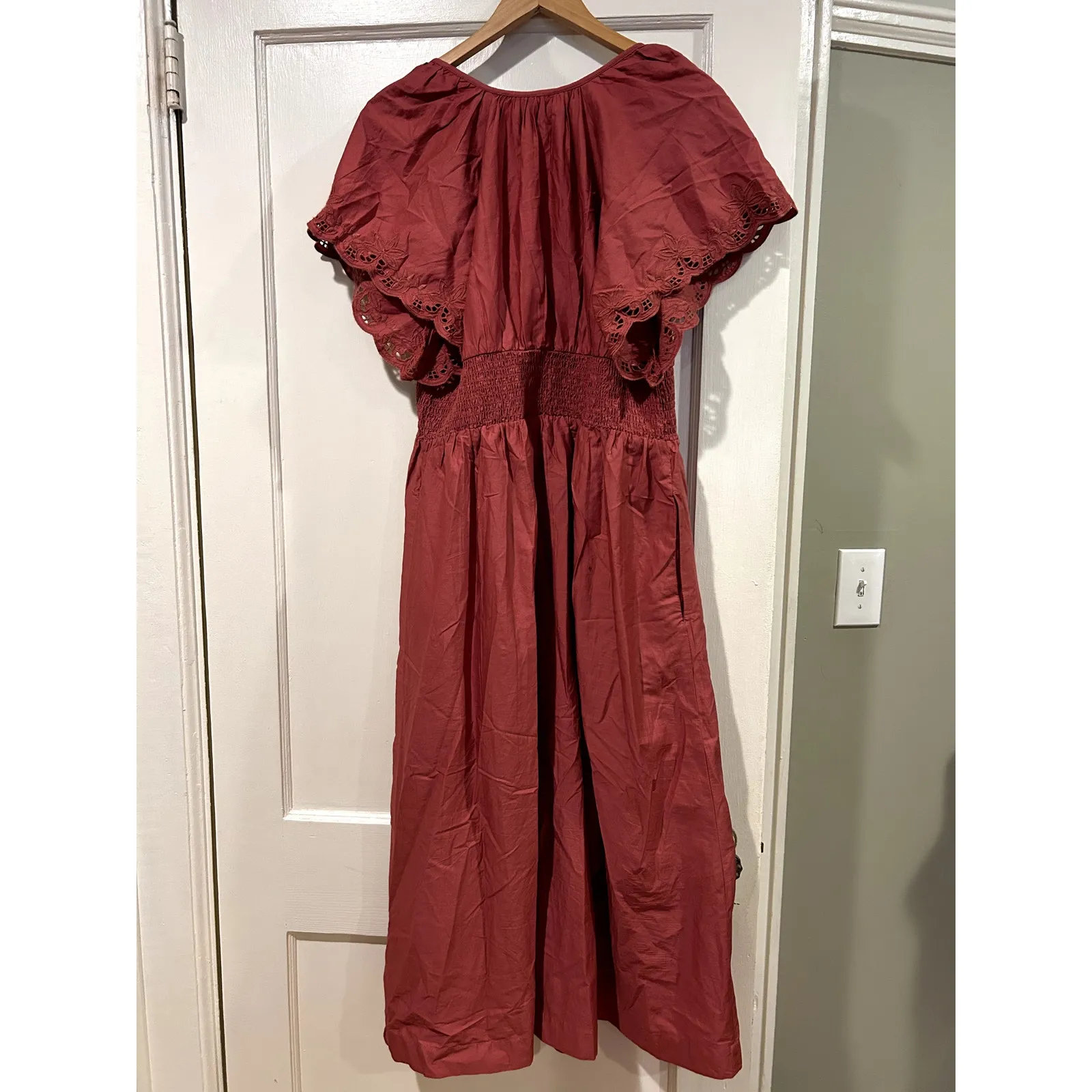 Old Navy Midi Length Red Dress Cinched Waist Cut Out Sleeve Pockets Size Large - Image 4