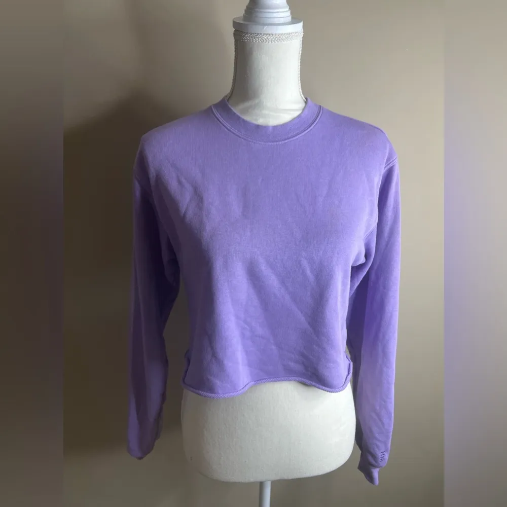 Aritzia TNA airy perfect fleece crop sweatshirt XS Purple - Image 2