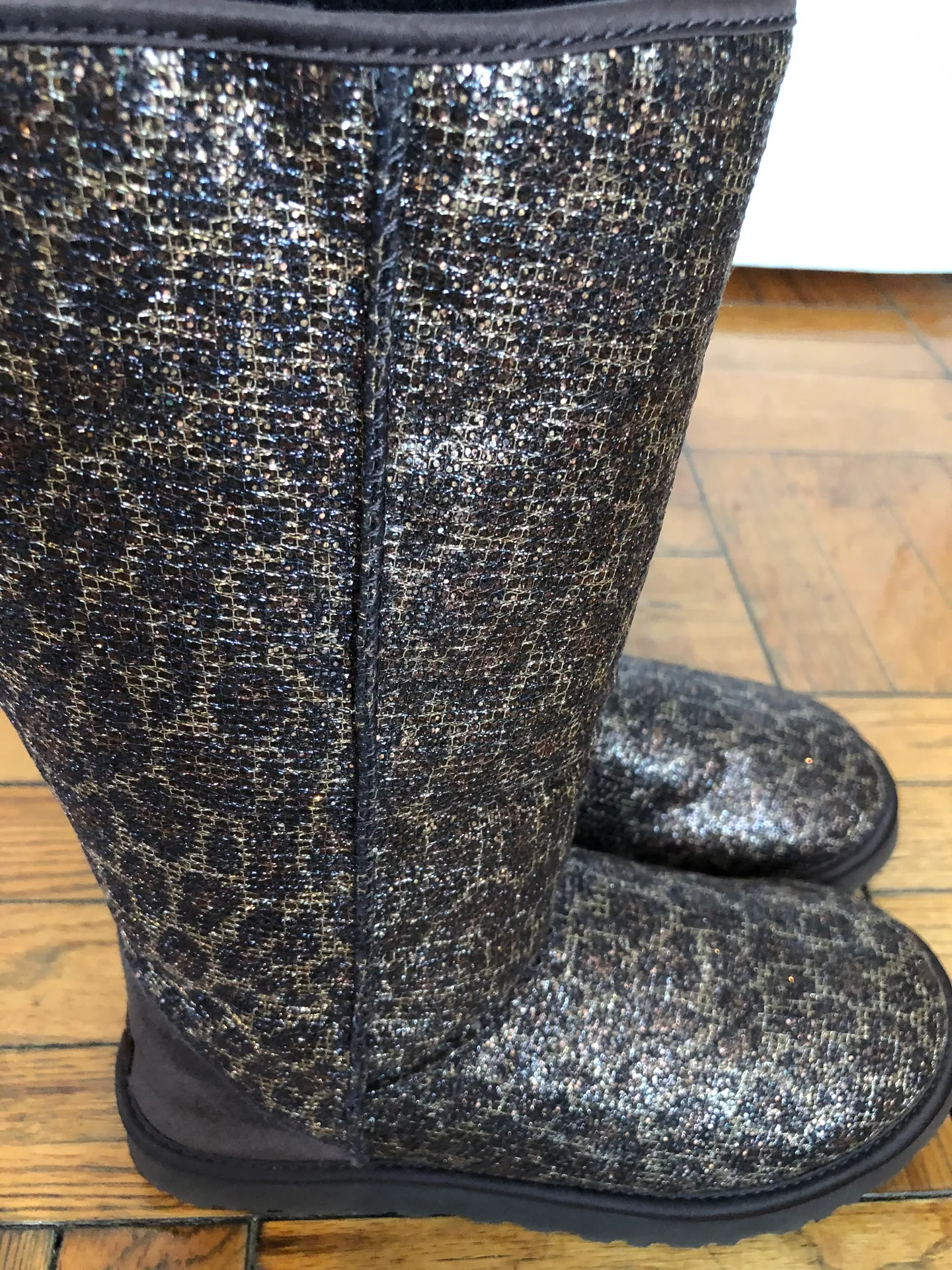 UGG Australia Boots - Image 2