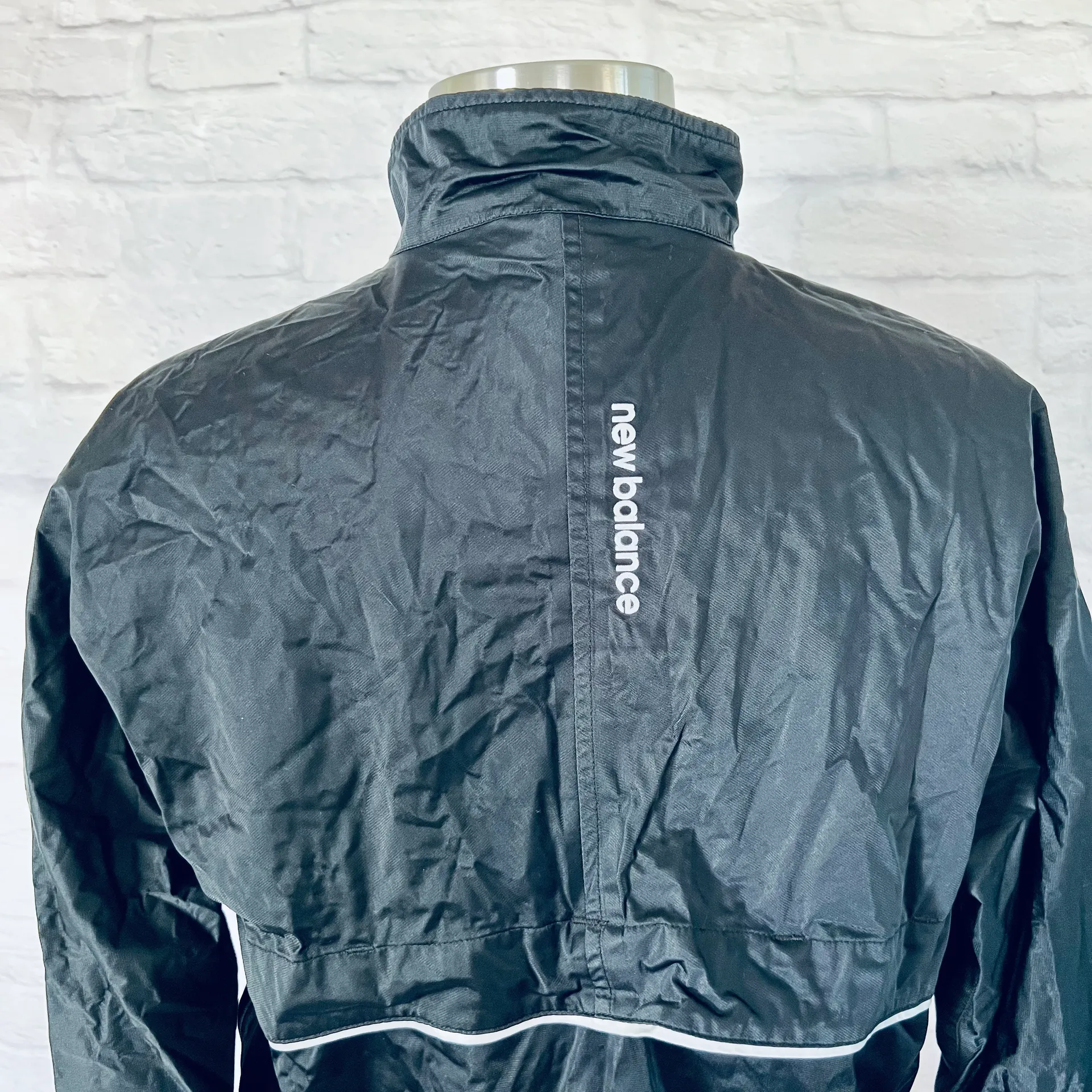 Windbreaker - Image 14