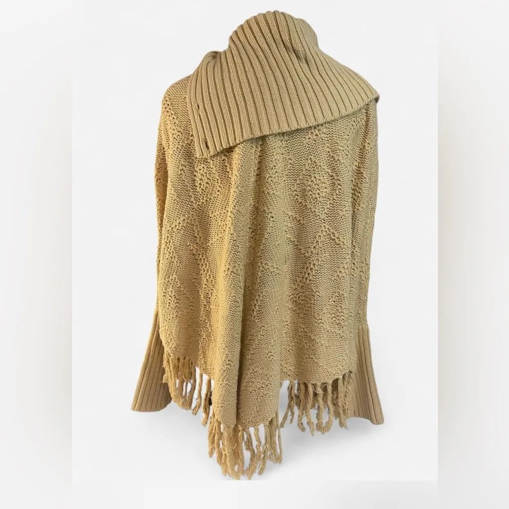 Storybook knits tan knit poncho shrug fringe hem boho hippie festival Large - Image 3