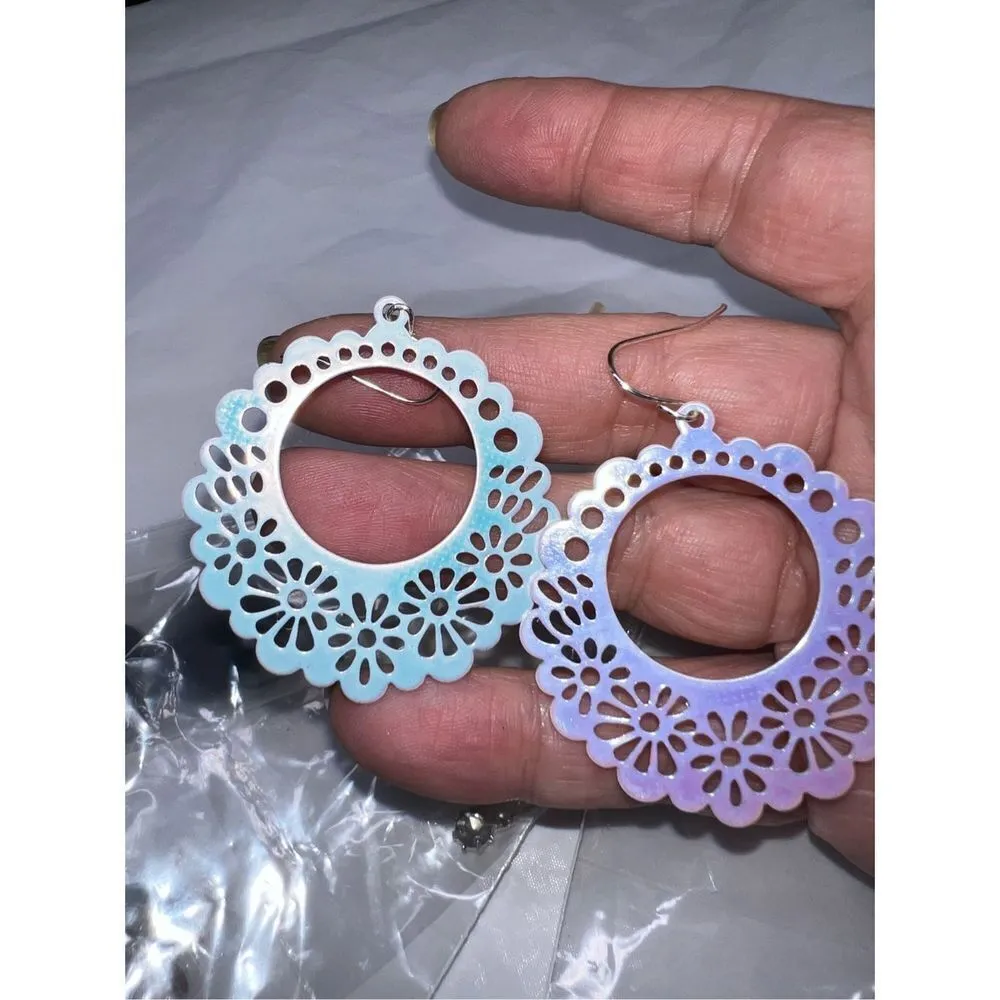 Retro Iridescent Filigree Dangle Hoop Earrings Pink - Image 9