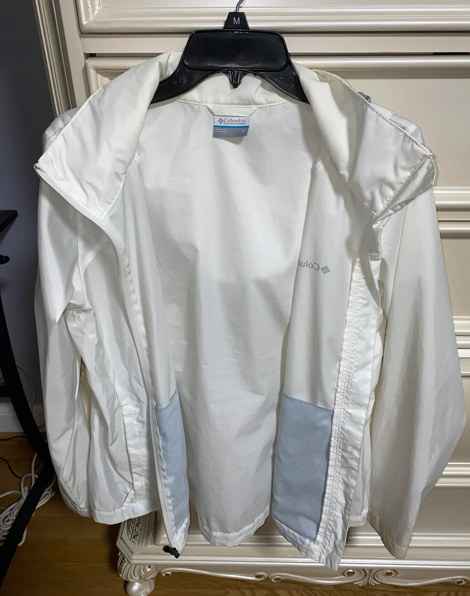 Columbia Rain Coat - Image 3