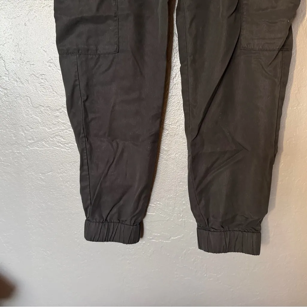 Banana Republic Factory Women’s Black Cargo Pants Size Small - Image 2