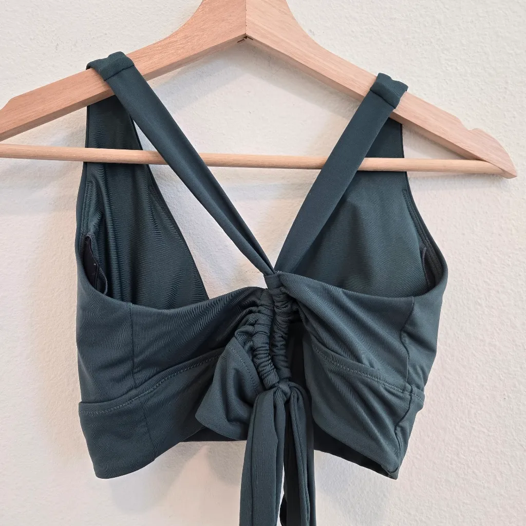 Athleta  A-C Longline Plunge Bikini Top size medium - Image 7