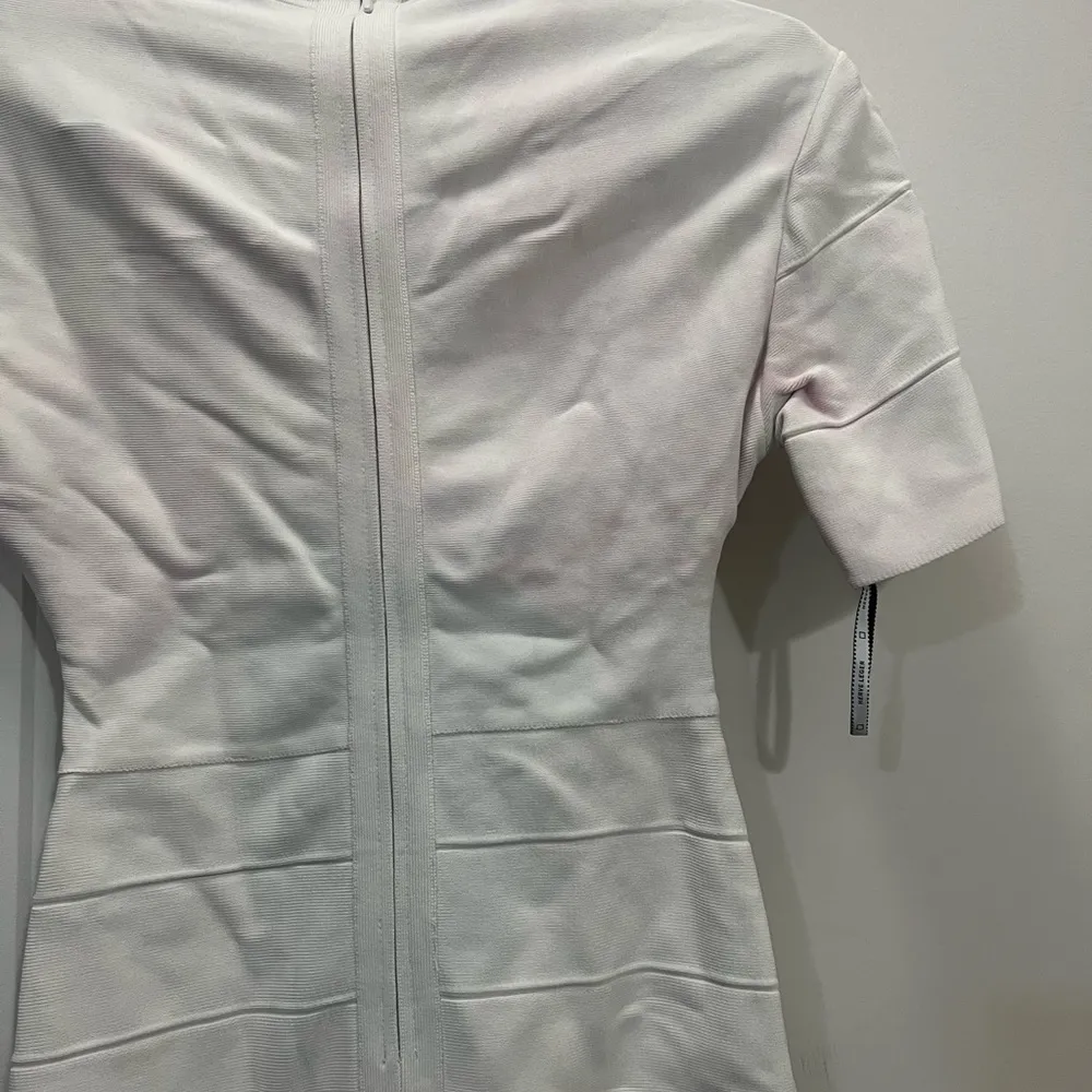 Hervé Léger White Icon Cutout T-shirt Dress Size Small $590 - Image 6