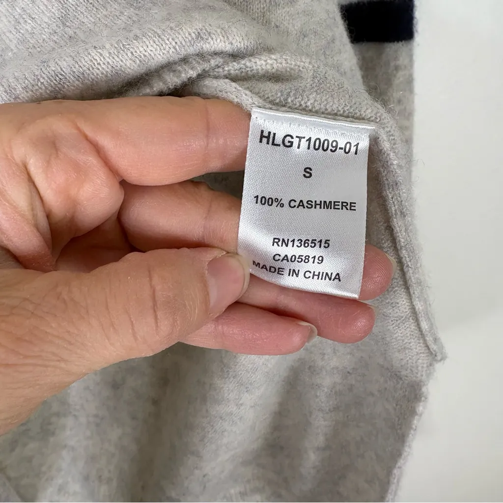 Harper Lane Gray Hooded 100% Cashmere Sweater with Blue/Black Stripe Small - Image 4