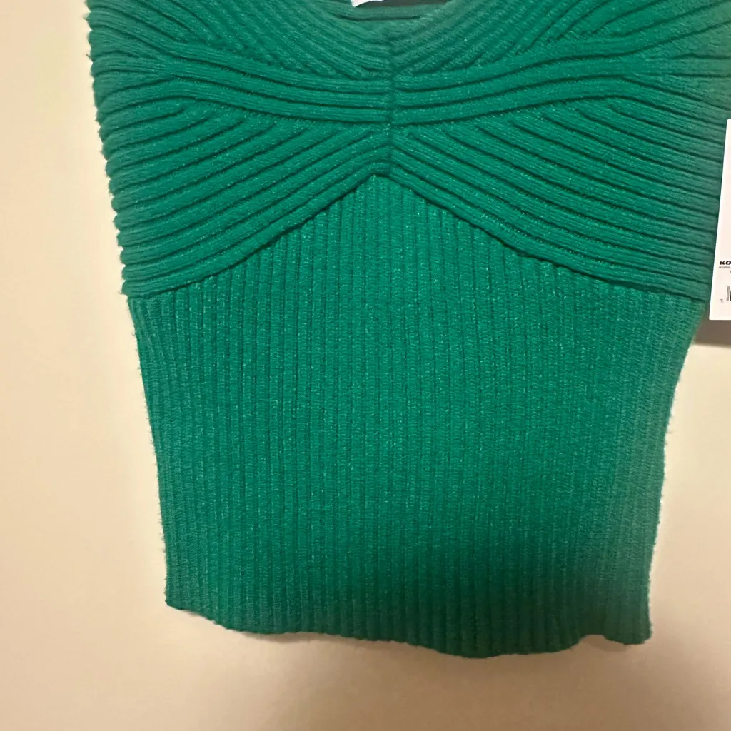 New 🆕 SO Vibrant Green Ribbed Tank Top - Image 7