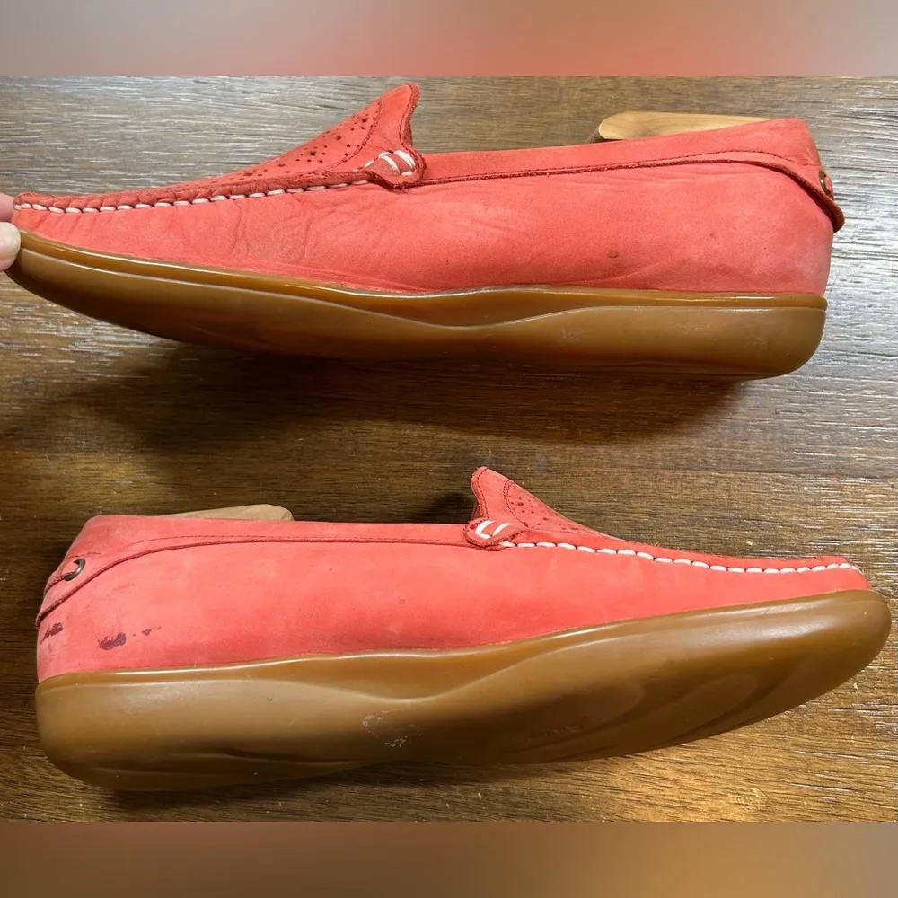 Sudini Loafers Women’s 7.5M Casual Slip On Shoes Red Leather Laser Cut Flats Size 7.5 - Image 2