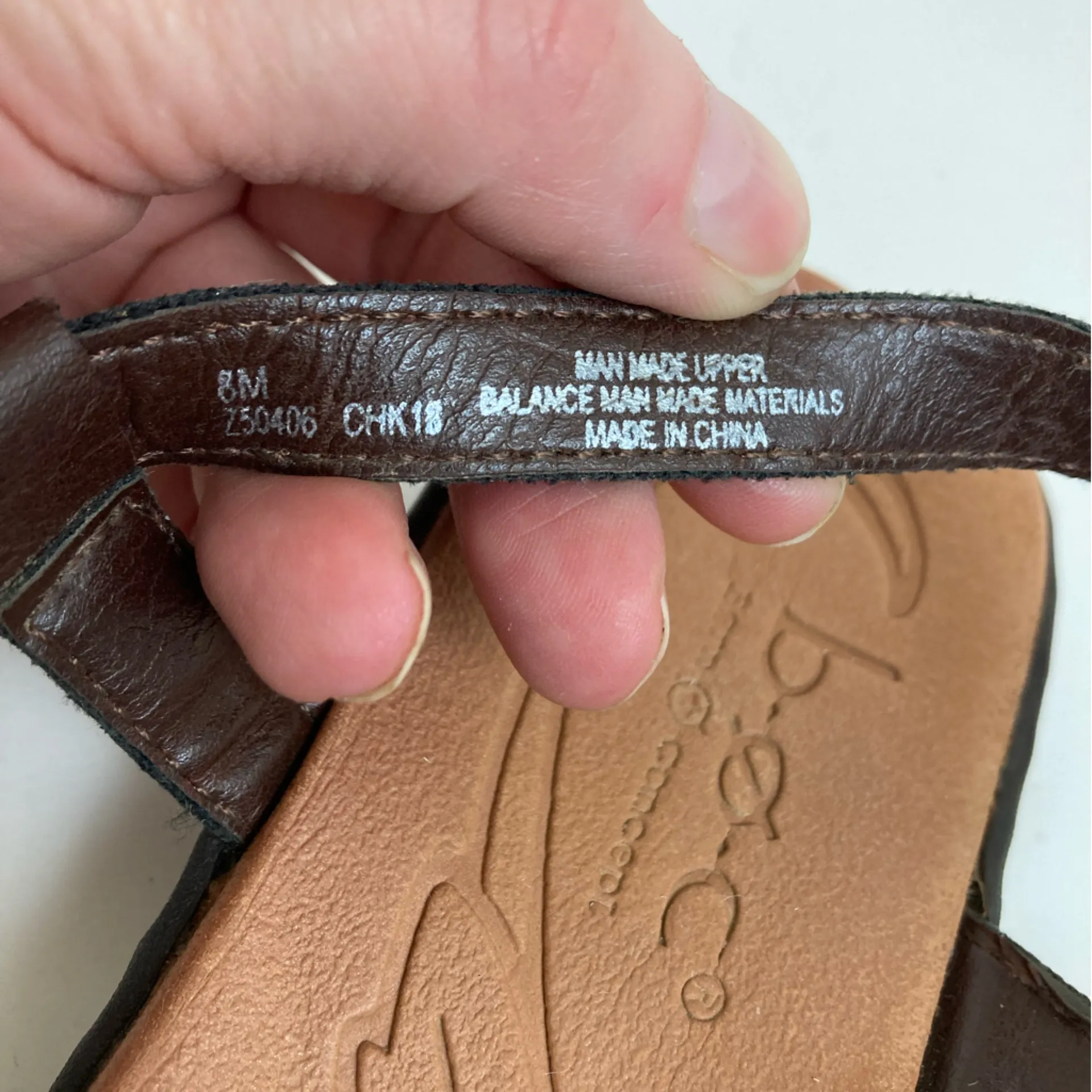 b.o.c. Born Concepts Women's Brown Strappy Sandals Size 8 - Image 3