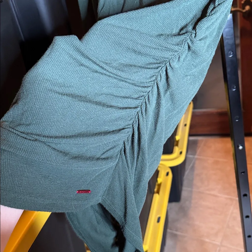 n:PHILANTHROPY Moss Green GAVIN LONG SLEEVE TEE Size Medium - Image 6