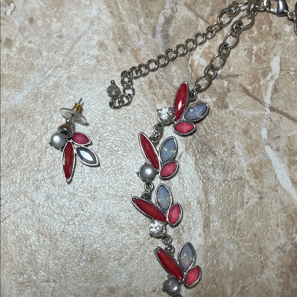 White House Black Market Pink and Silver Statement Necklace & Earrings Set - Image 4