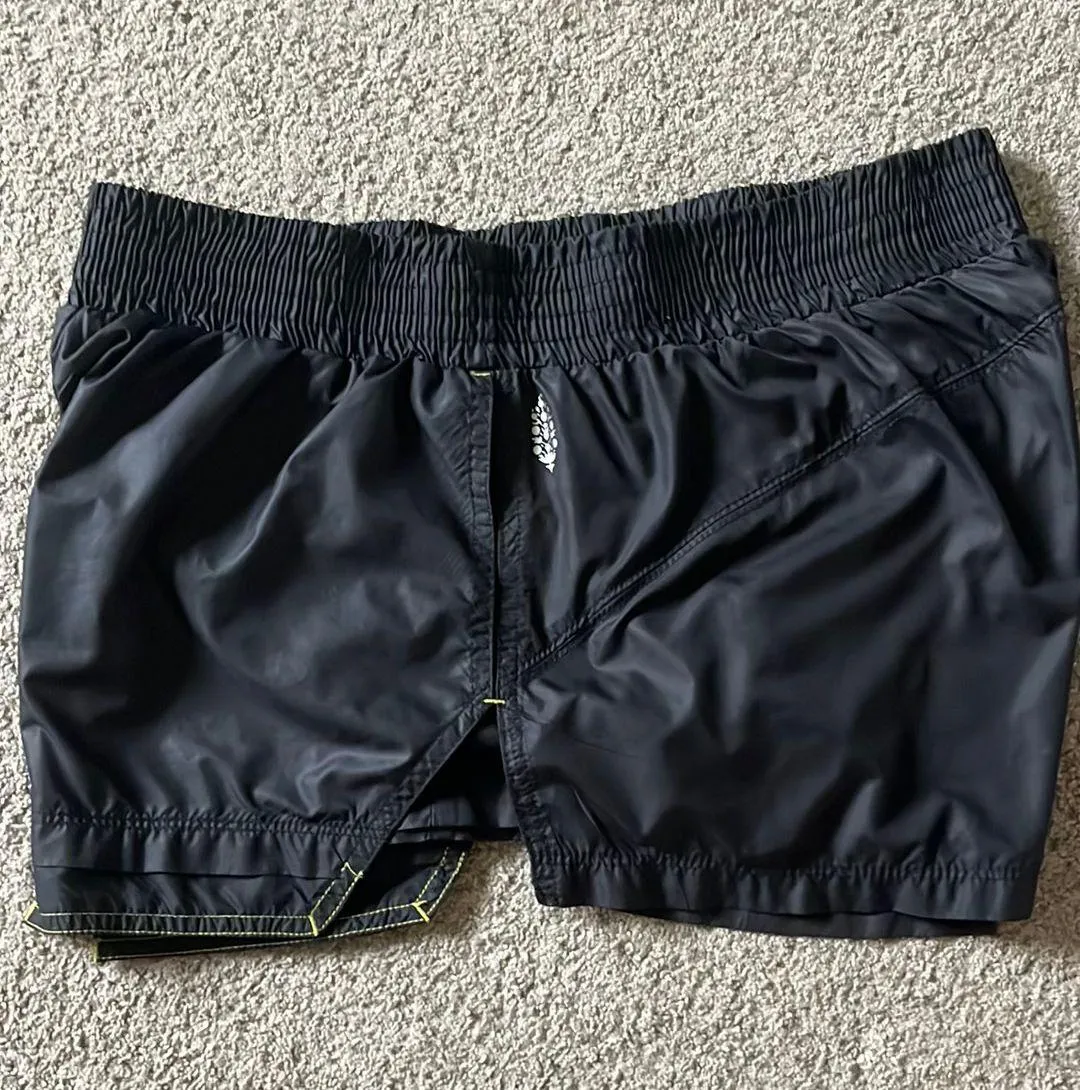 Shorts - Image 4