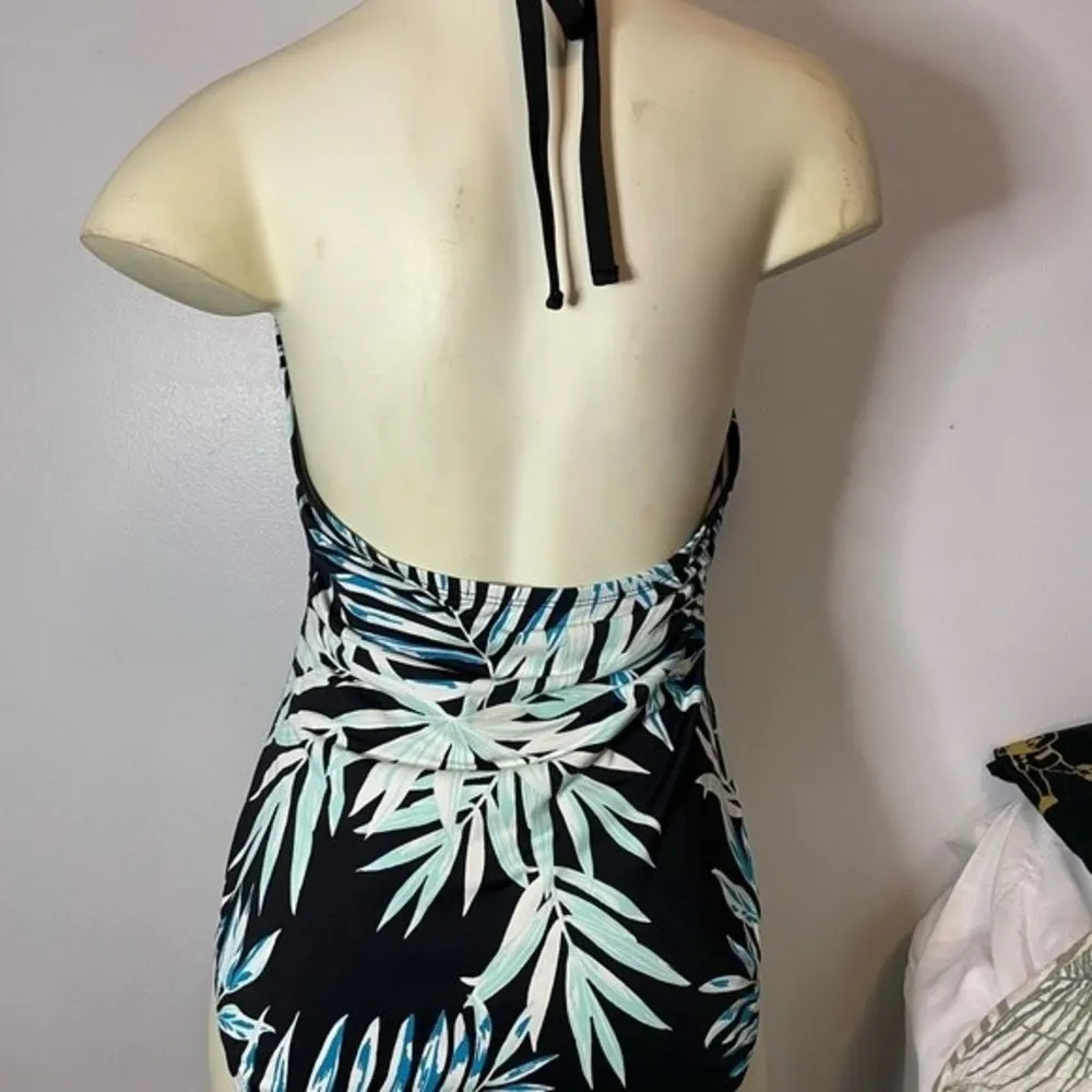Apt. 9 Women's One Piece Leaf Print Swim Suit Size L - Image 2
