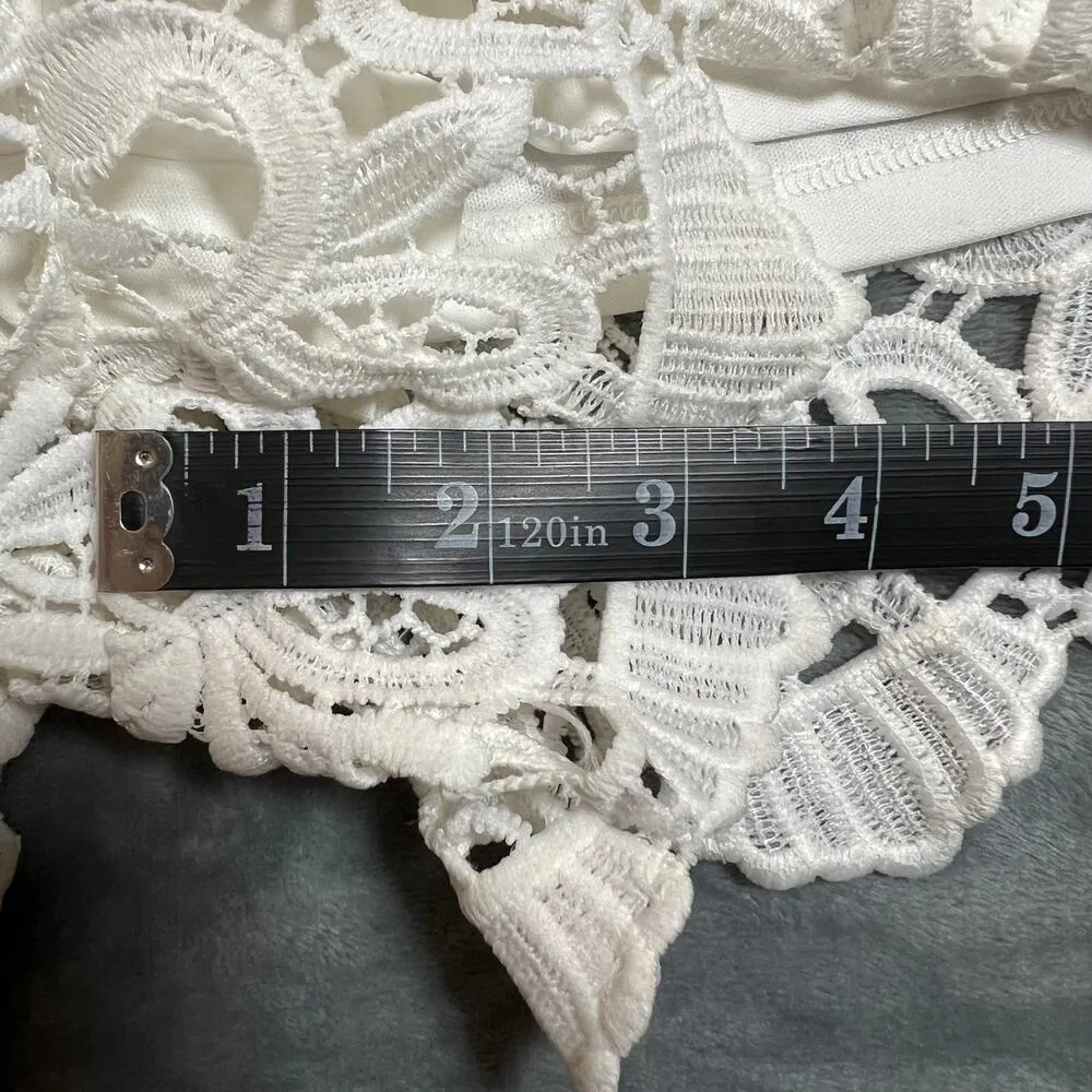 Women's Sleeveless Lace Playsuit Romper Size Small Festival Bridal Bachelorette White - Image 9