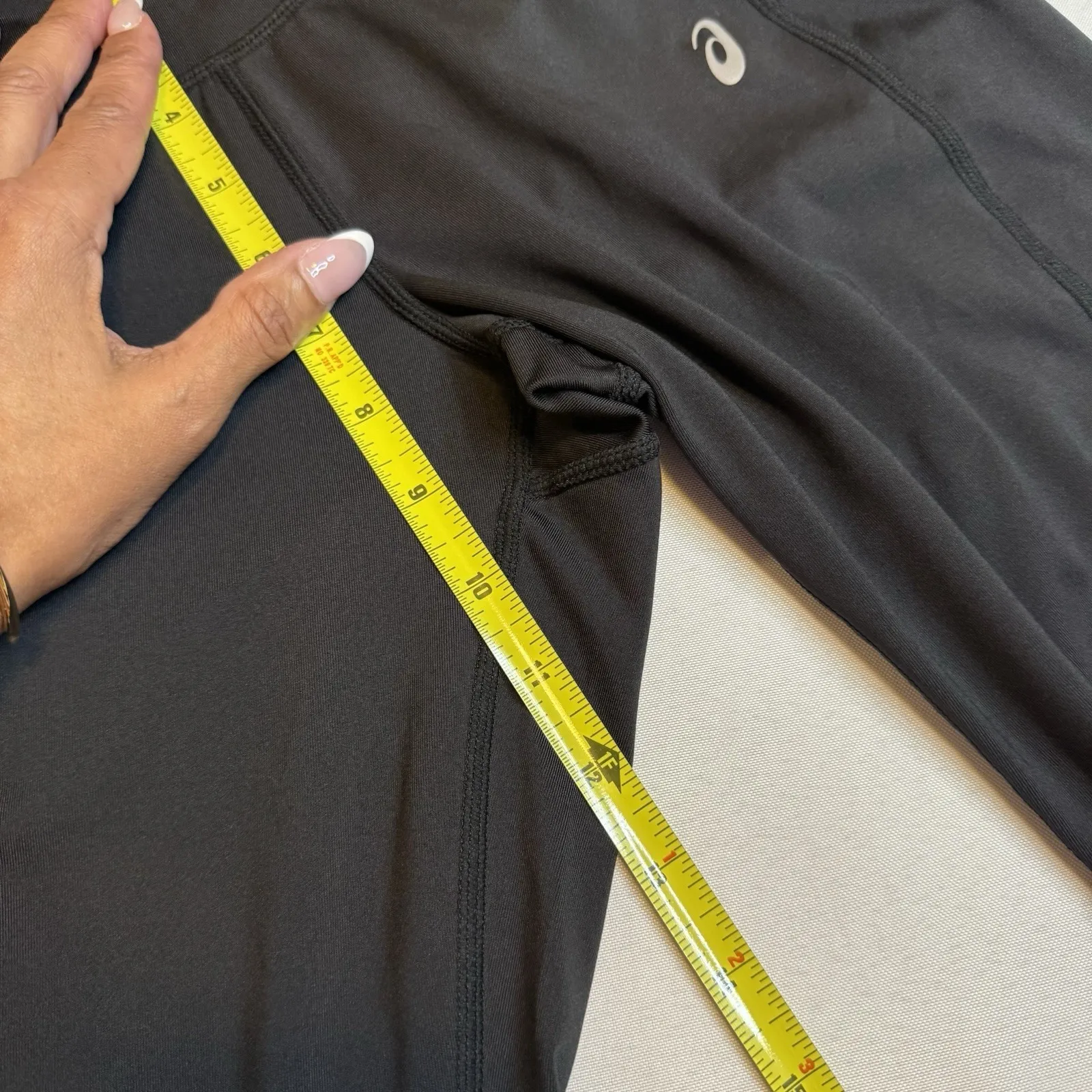 Asics Women's Black Road Capri Athletic Athleisure Fitted Workout  Leggings XS # - Image 10