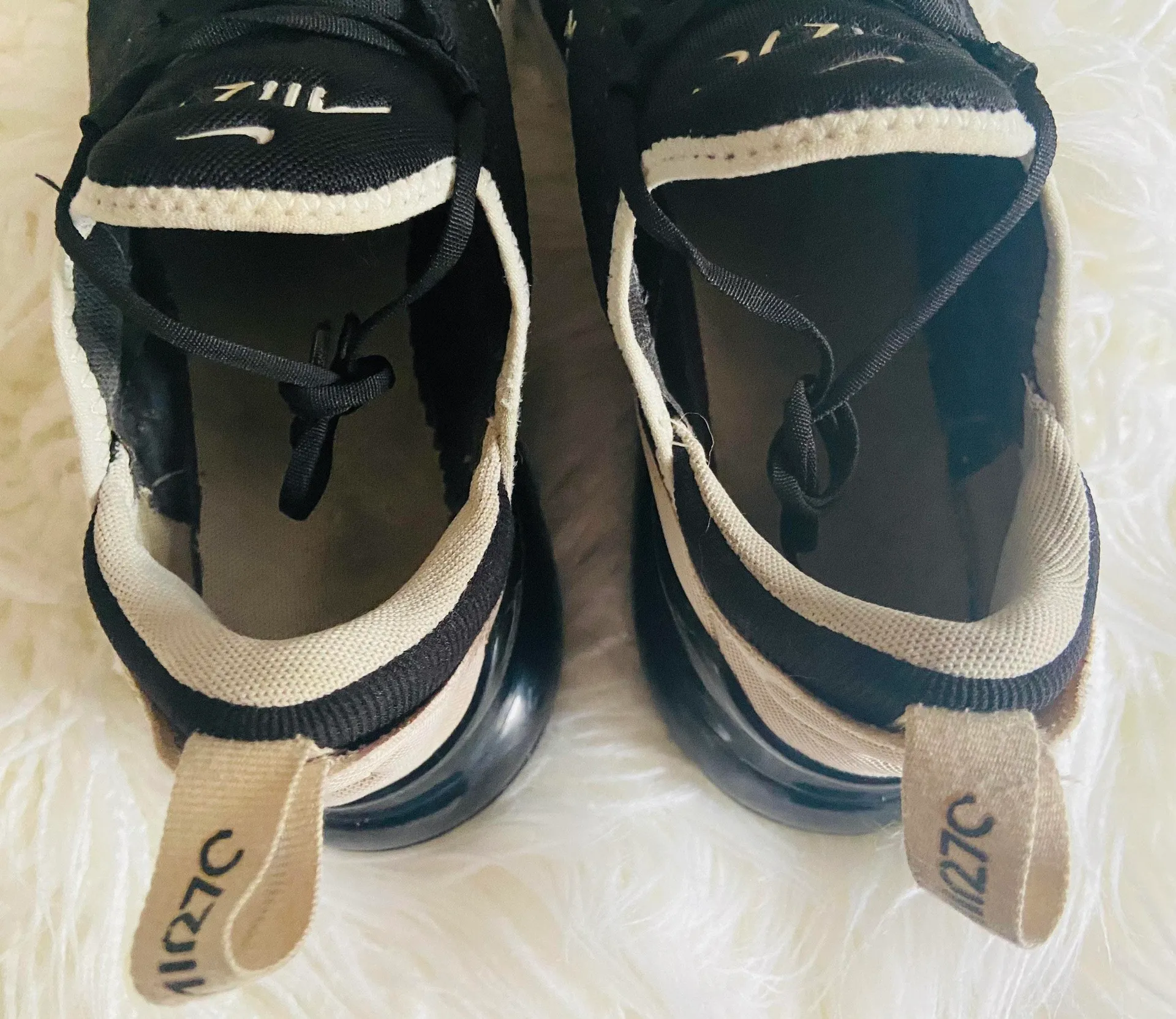 Nike Air Max 270s - Image 5