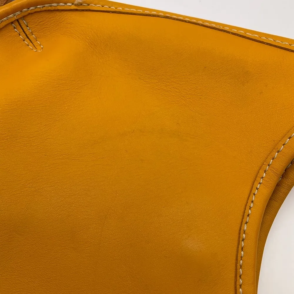 NWT UNIVERSAL THREAD FURRY CLUTCH AND CUTE HANDBAG BUNDLE - Image 3