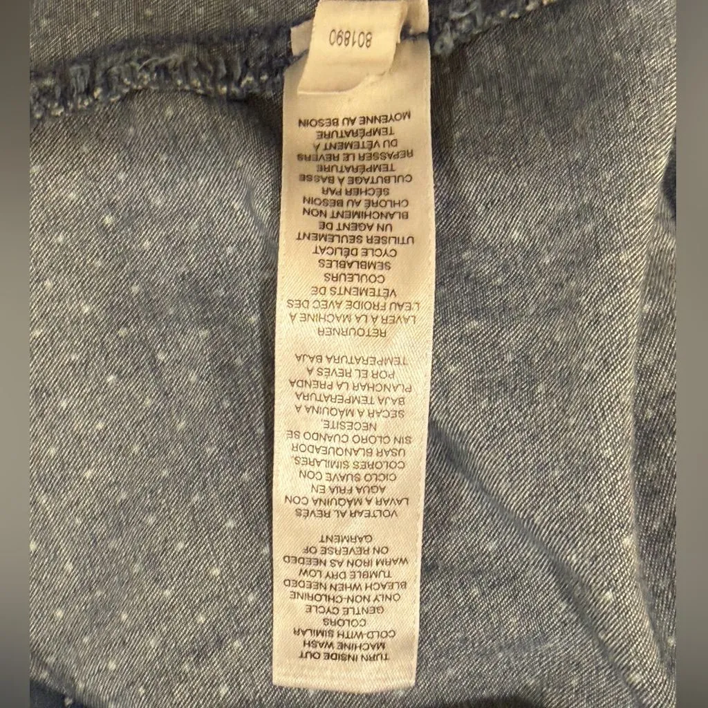 Chicos Lightweight Chambray Polka Dot Popover Top – Size 0 (Fits Like S/M) - Image 6