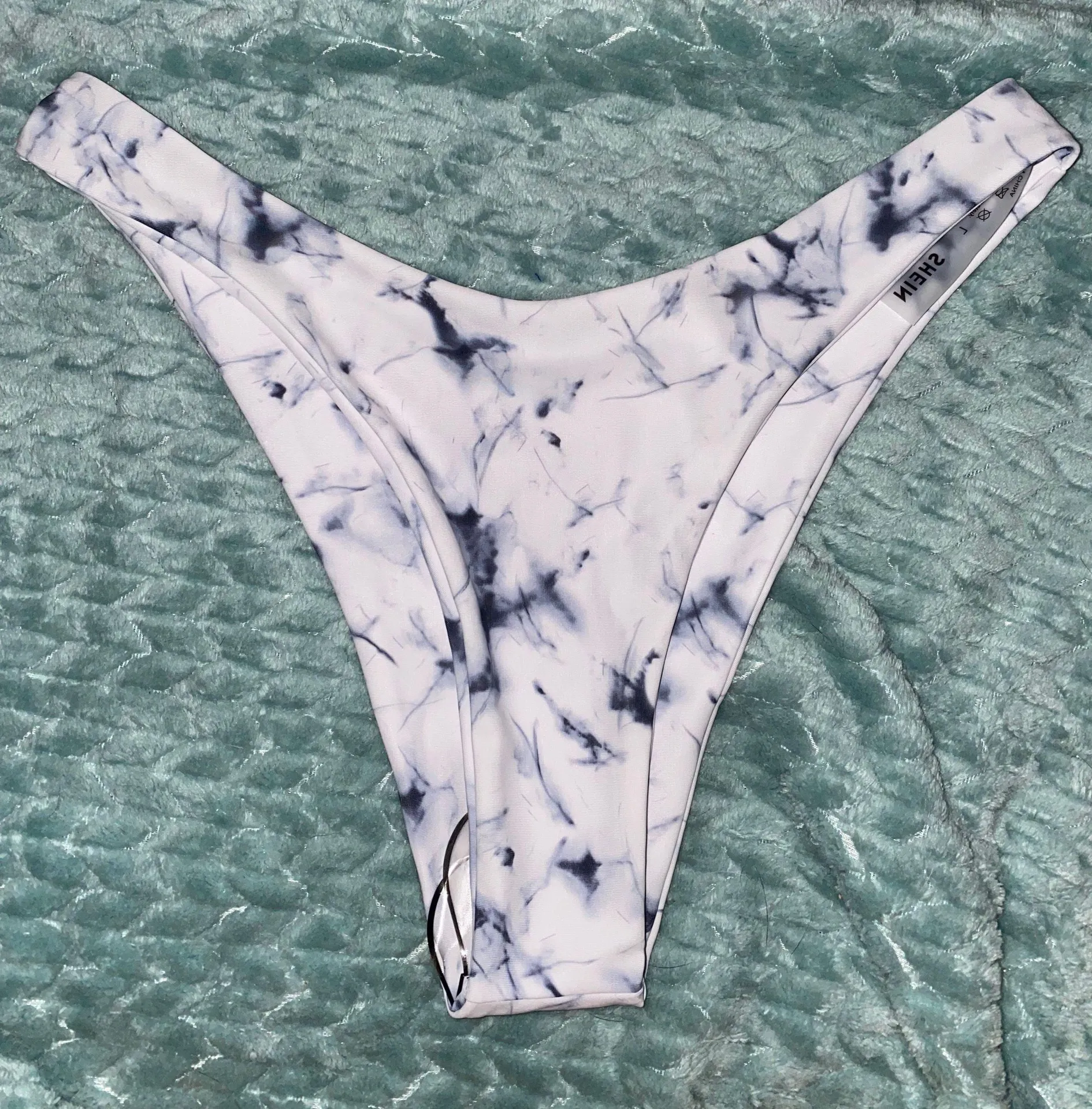 SheIn Marble Bikini Set - Image 4