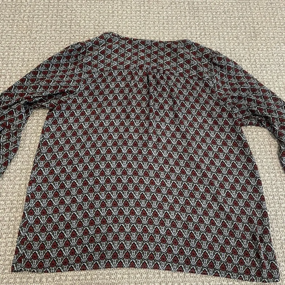 Loft Shirt  Womens L Tunic Boho Bell Sleeve Abstract Vneck Top Blouse Floral Red - Image 4