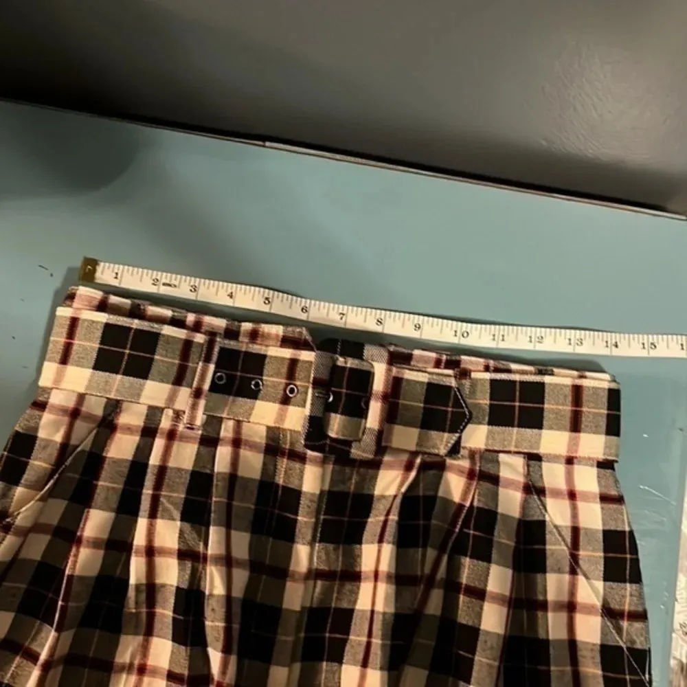 1990's Vintage Plaid belted shorts Black Size 10 - Image 5