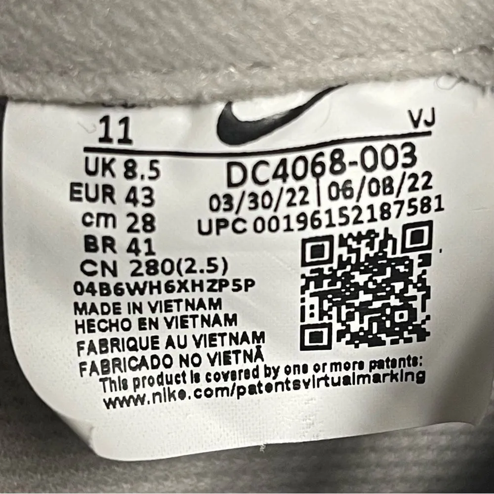 Nike Air Max Dawn DC4068-003 Gray Women's Sneakers Size 11 - Image 3