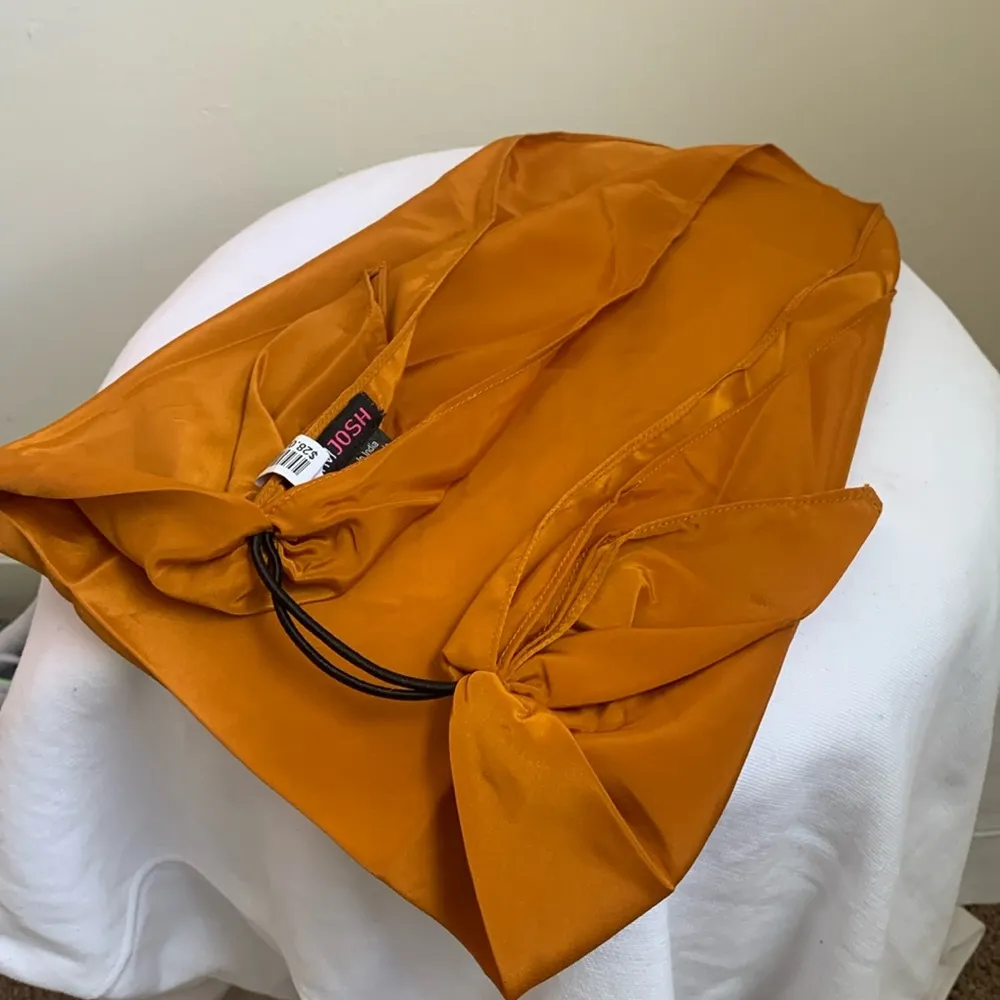 Namjosh Satin Headscarf Bandana Neckerchief NWT Gold - Image 5