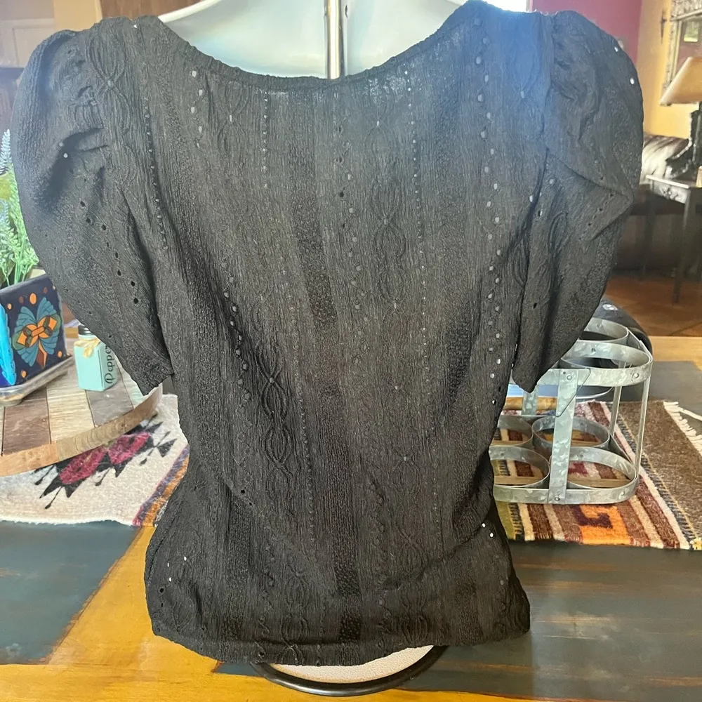 NWOT eyelet lace top - Image 5