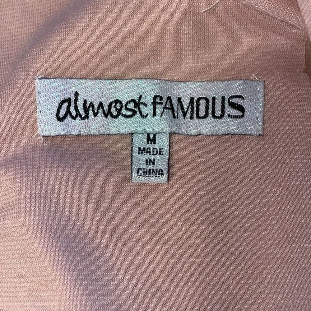 ‎Almost Famous blush pink bodycon dress, Size Medium - Image 4