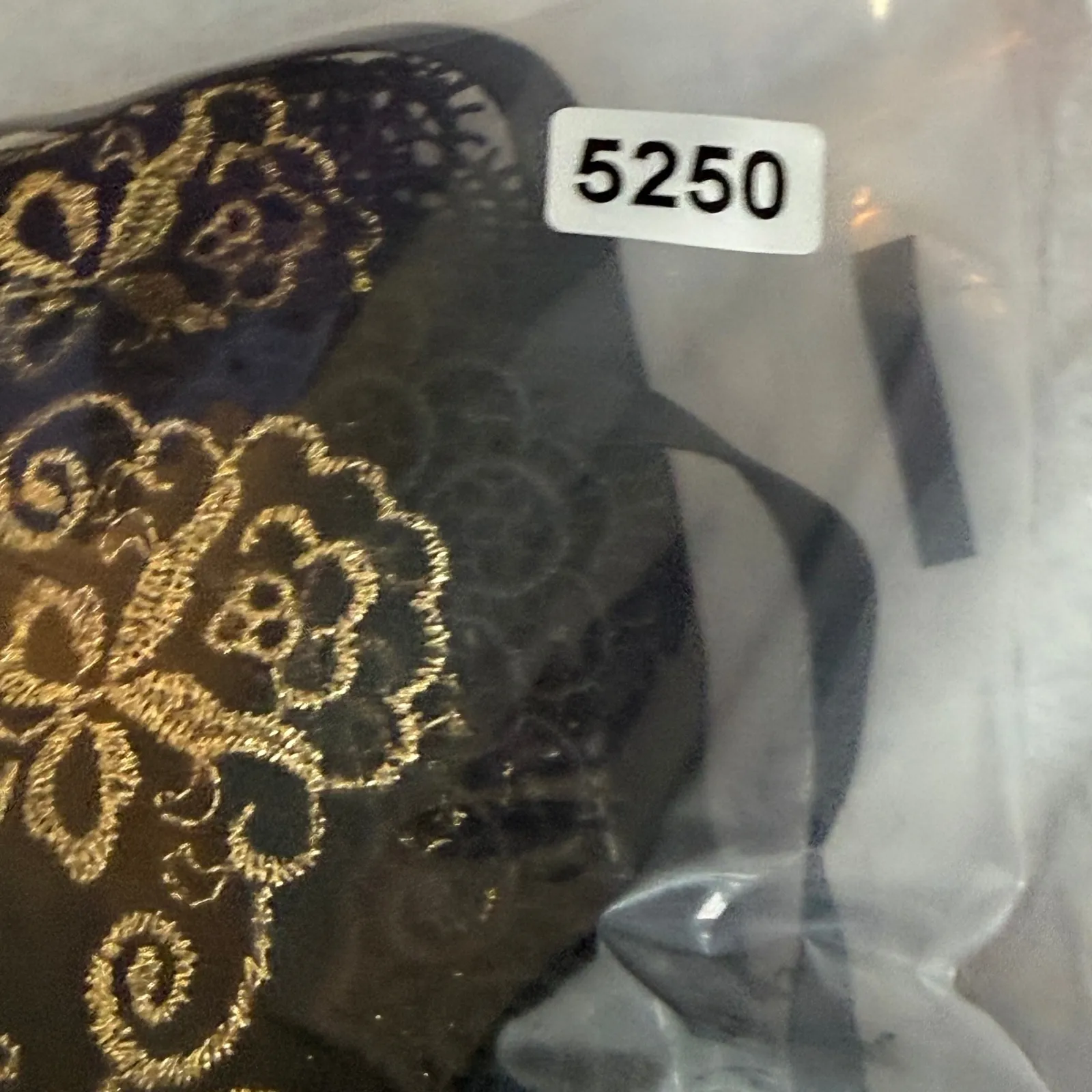 Fredericks of Hollywood Black Lace Embroidered Bra Bralette Style Mercedes Sz 32 - Image 8