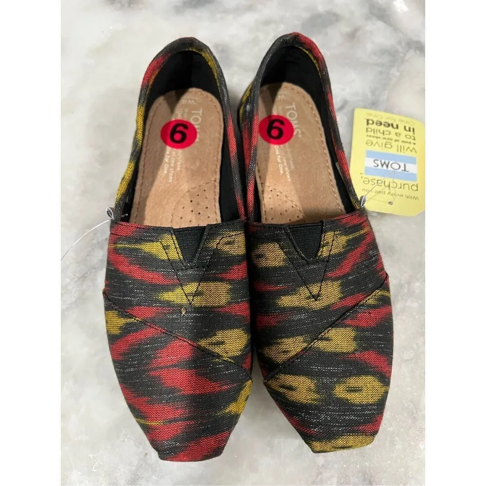 TOMS Sz 6 Classic Pink/Multi Canvas Ikat Slip-on Shoes - Image 6