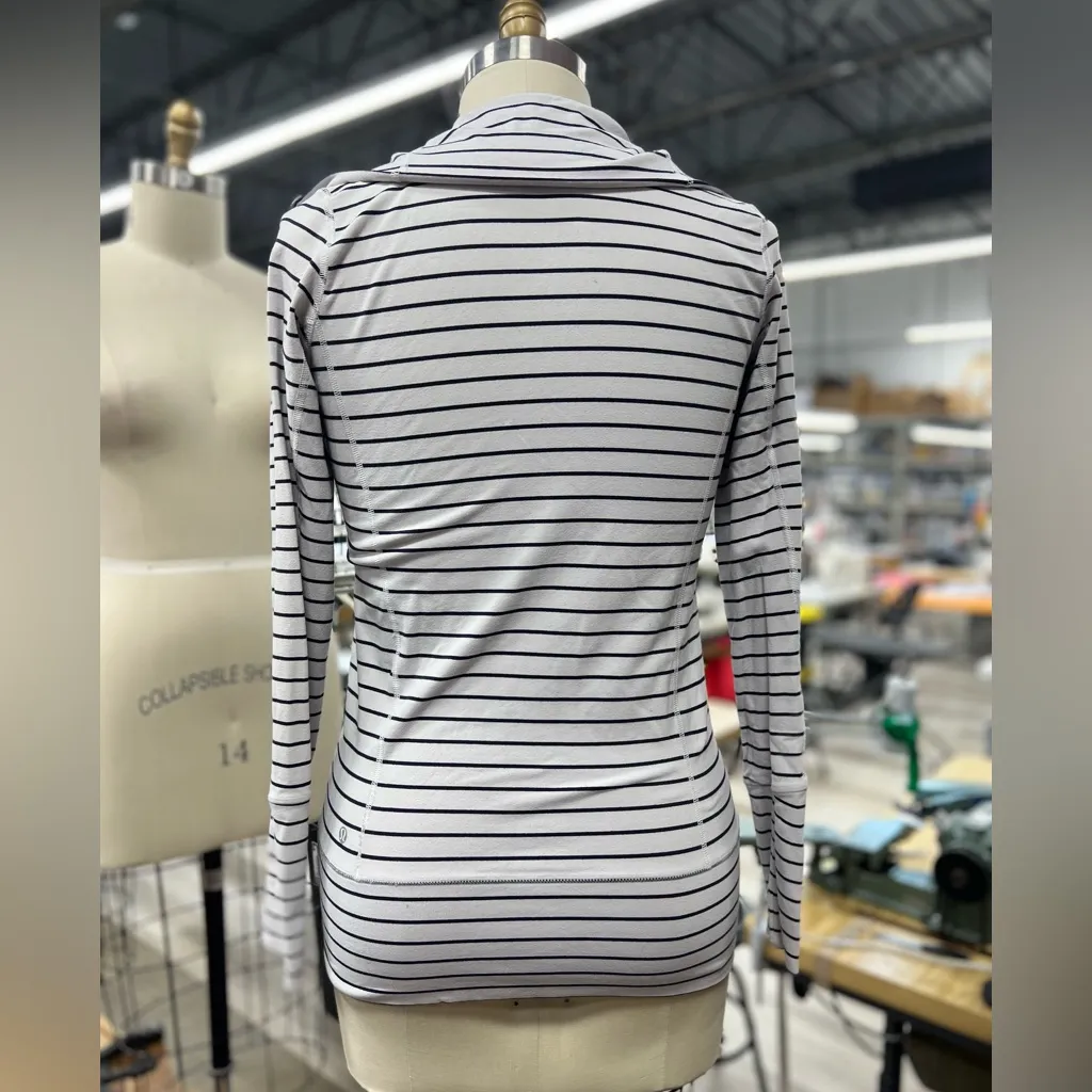 Lululemon Stride Jacket 8 - Image 7