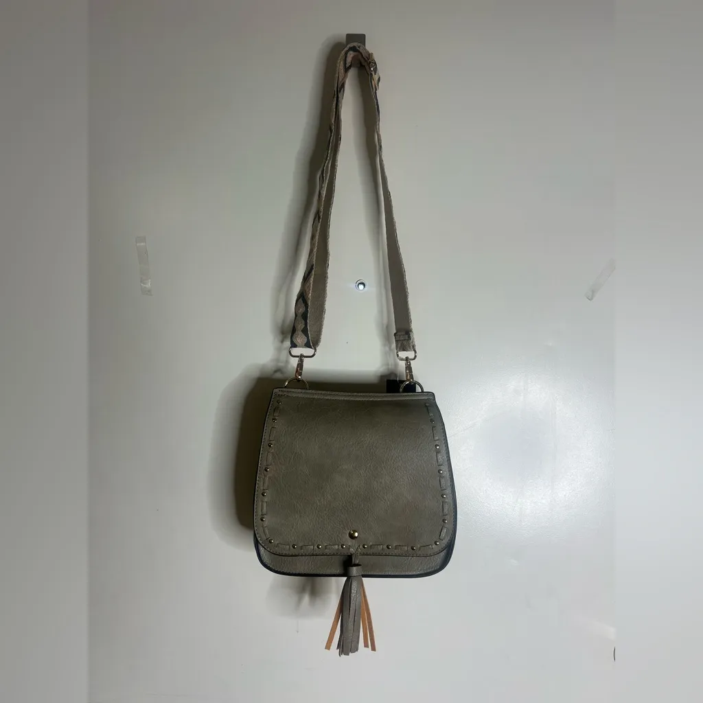 NEW Gray PETA Approved Vegan Pu Half Moon Xbody Bag Geometric Adjustable Strap - Image 2