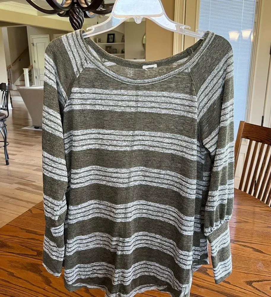 Comfy Green Striped Long Sleeve Top Womens Medium - Image 7