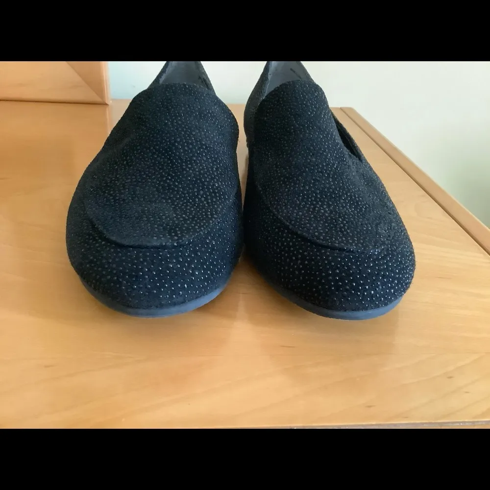 Adrianna Papell black Searay loafer - studded heel size 9.5 low heel pointy toe - Image 4