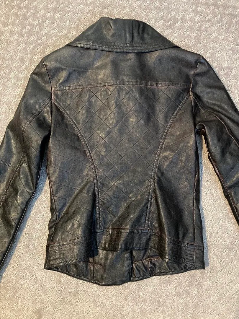 NWOT  faux leather jacket. Perfect. Sz Small - Image 5