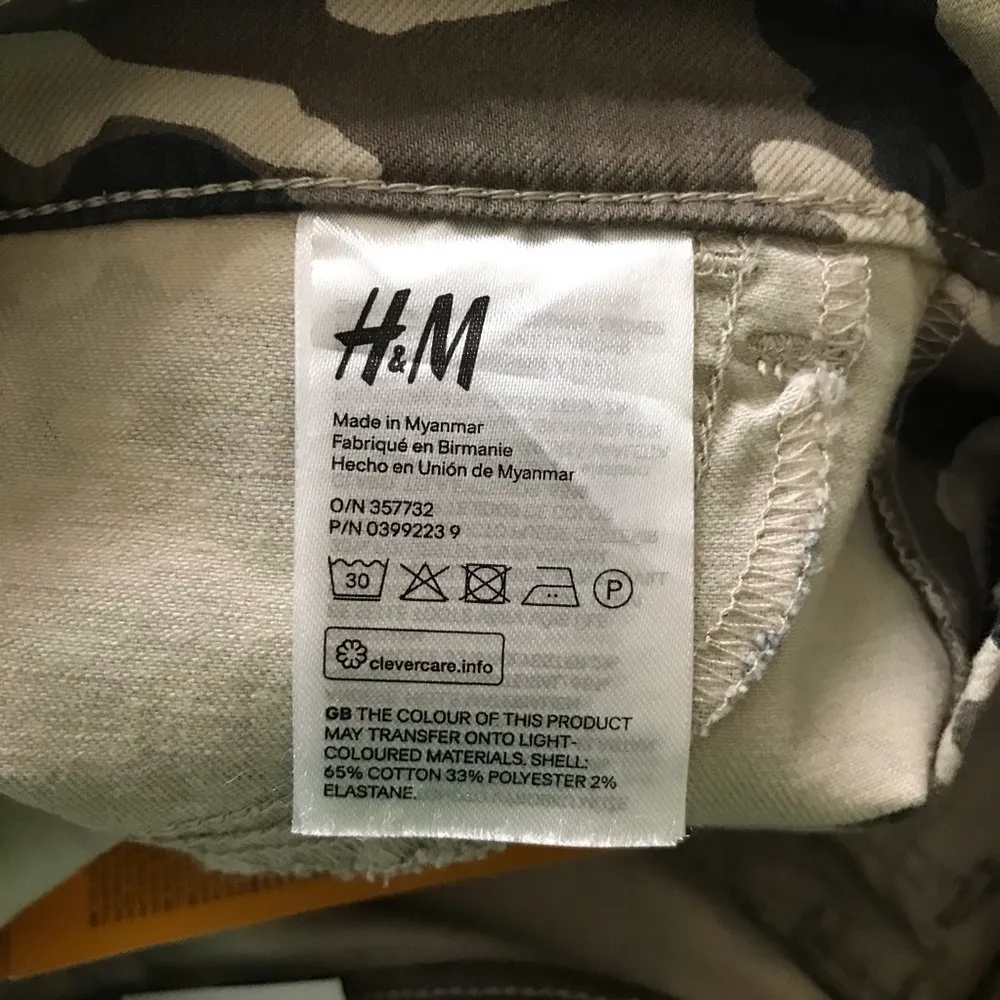 NWT H&M Camouflage High Waist Jegging - Image 7