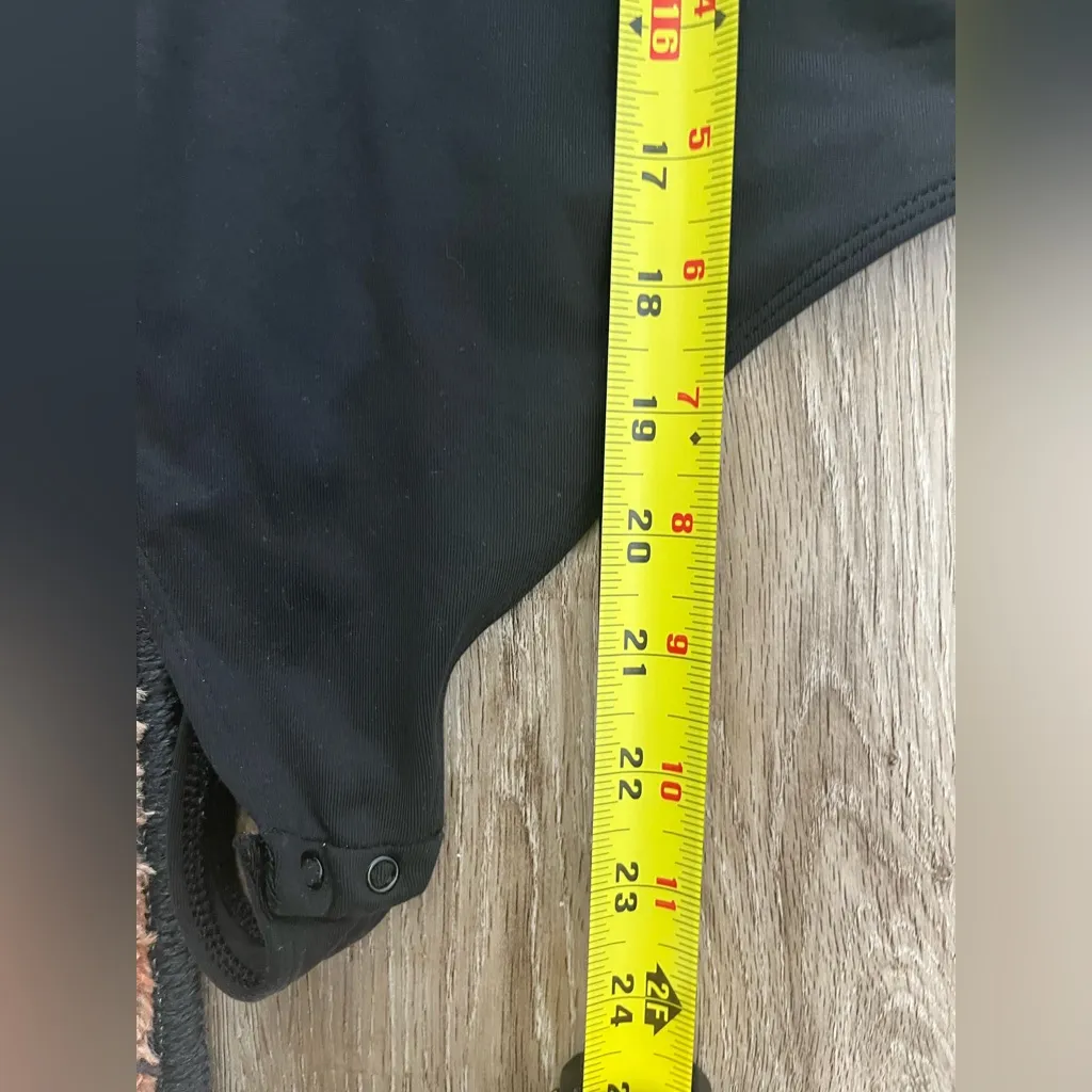 Aritzia Babaton Contour TurtleNeck Bodysuit - Image 5