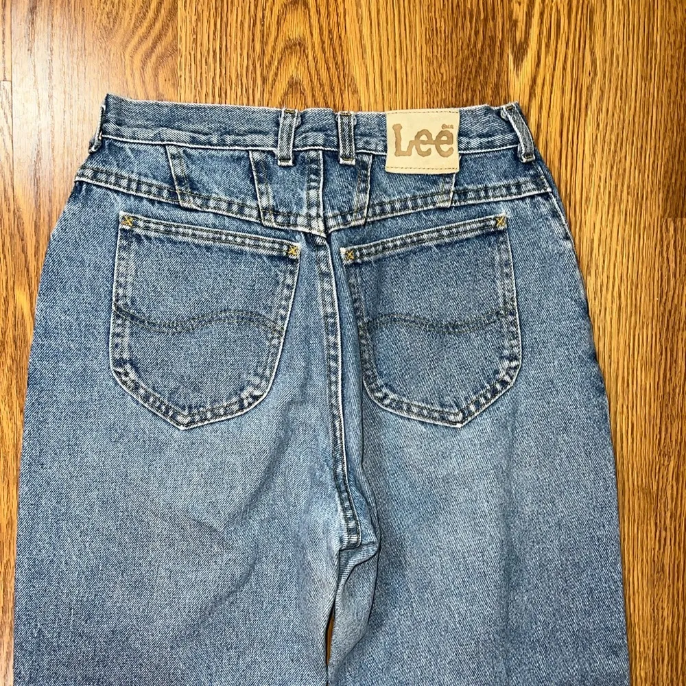 Super Cool Vintage 1980s/90s Lee High Rise Tapered Leg Mom Jeans! - Image 3