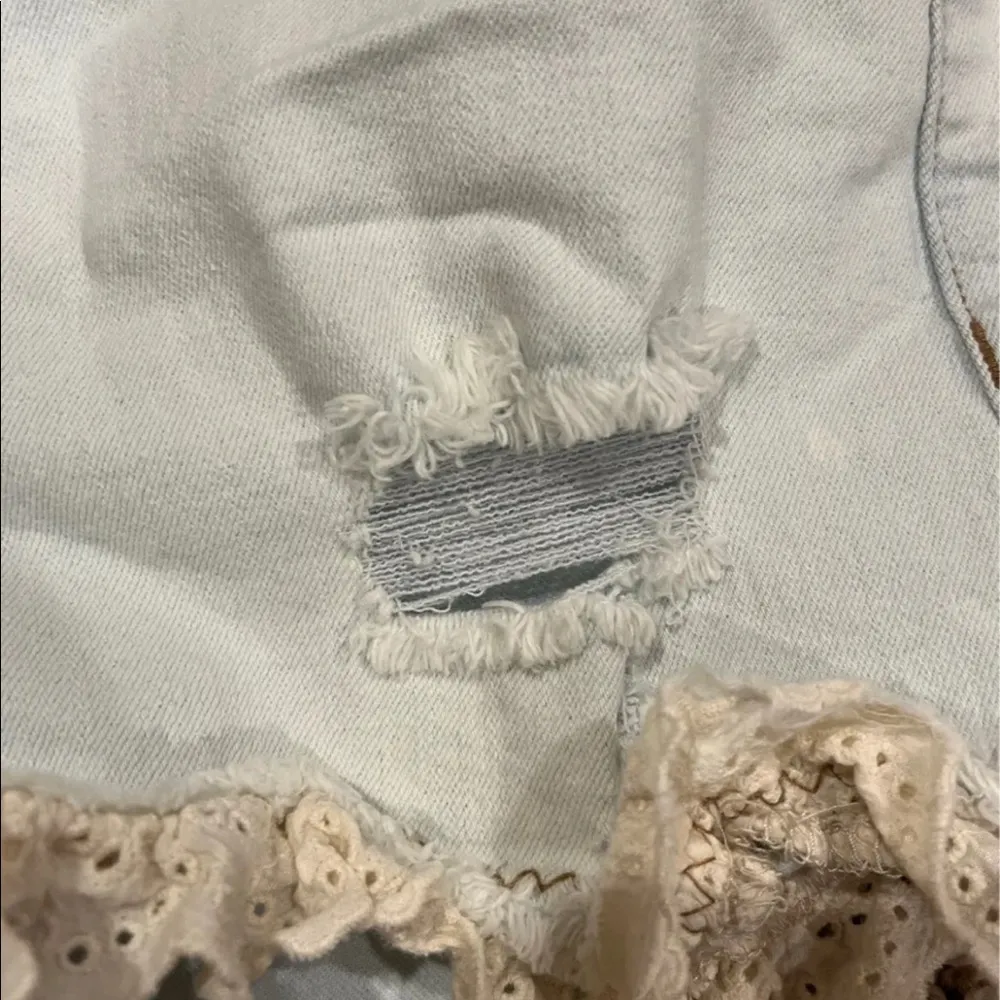 Womens jean shorts - Image 3